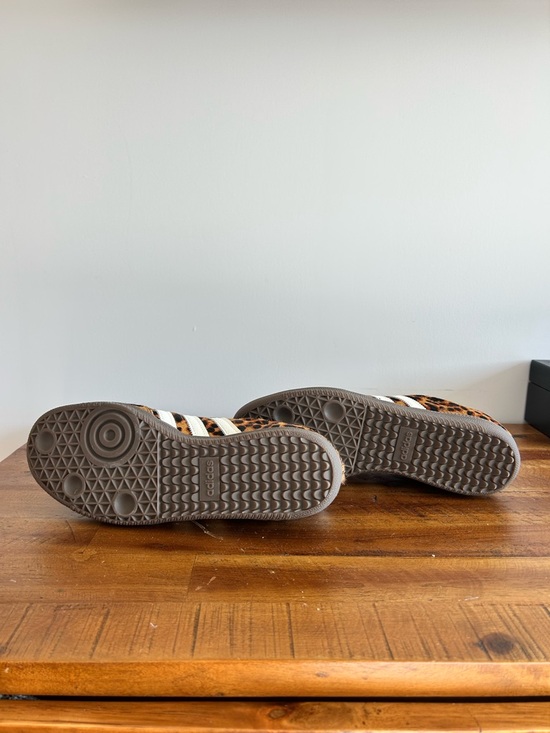 Adidas Leopard Print Sneakers with Red Laces and Cream Stripes - Picture 4 of 4